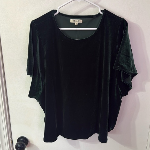 Madewell Tops - Madewell - Faux Velvet Short Sleeve Top - NWT - Size 2X